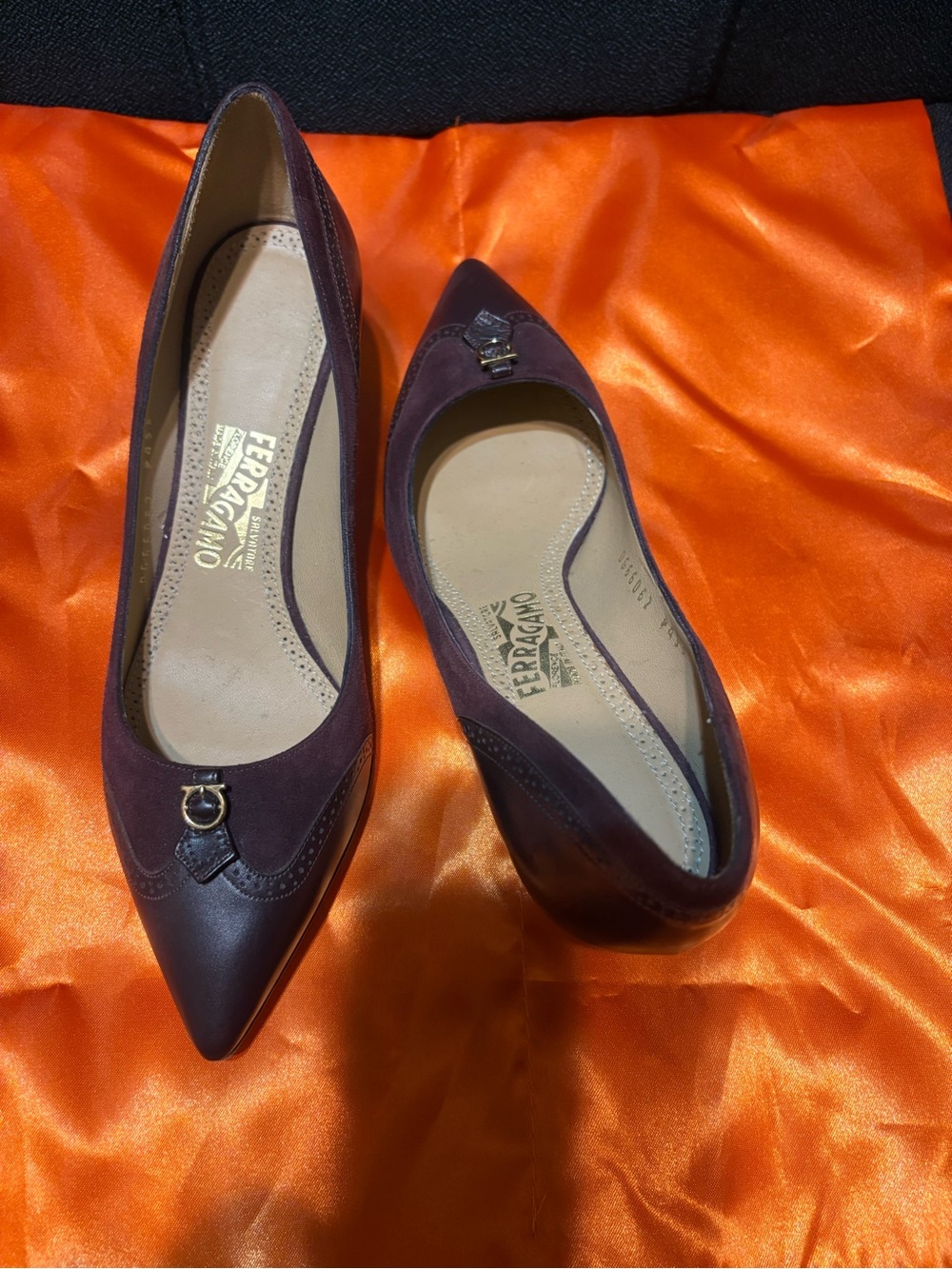 Salvatore Ferragamo Burgundy Pointed Toe Leather & Suede Pumps with Gold Accent - Picture 3 of 4